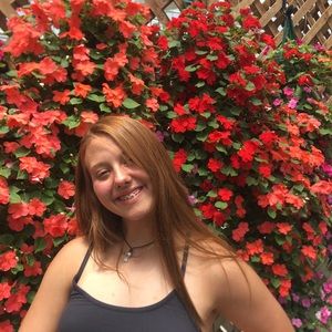 Meet your Posher, Carli